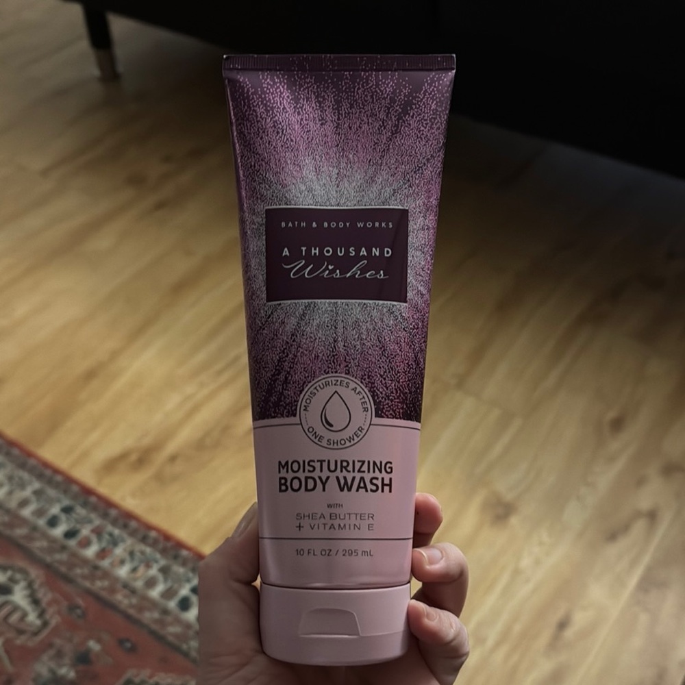 Bath & Body Works A Thousand Wishes Moisturizing Body Wash - Pink